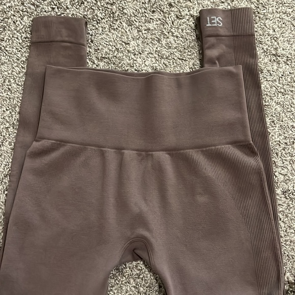 Set Active Leggings - Picture 2 of 2